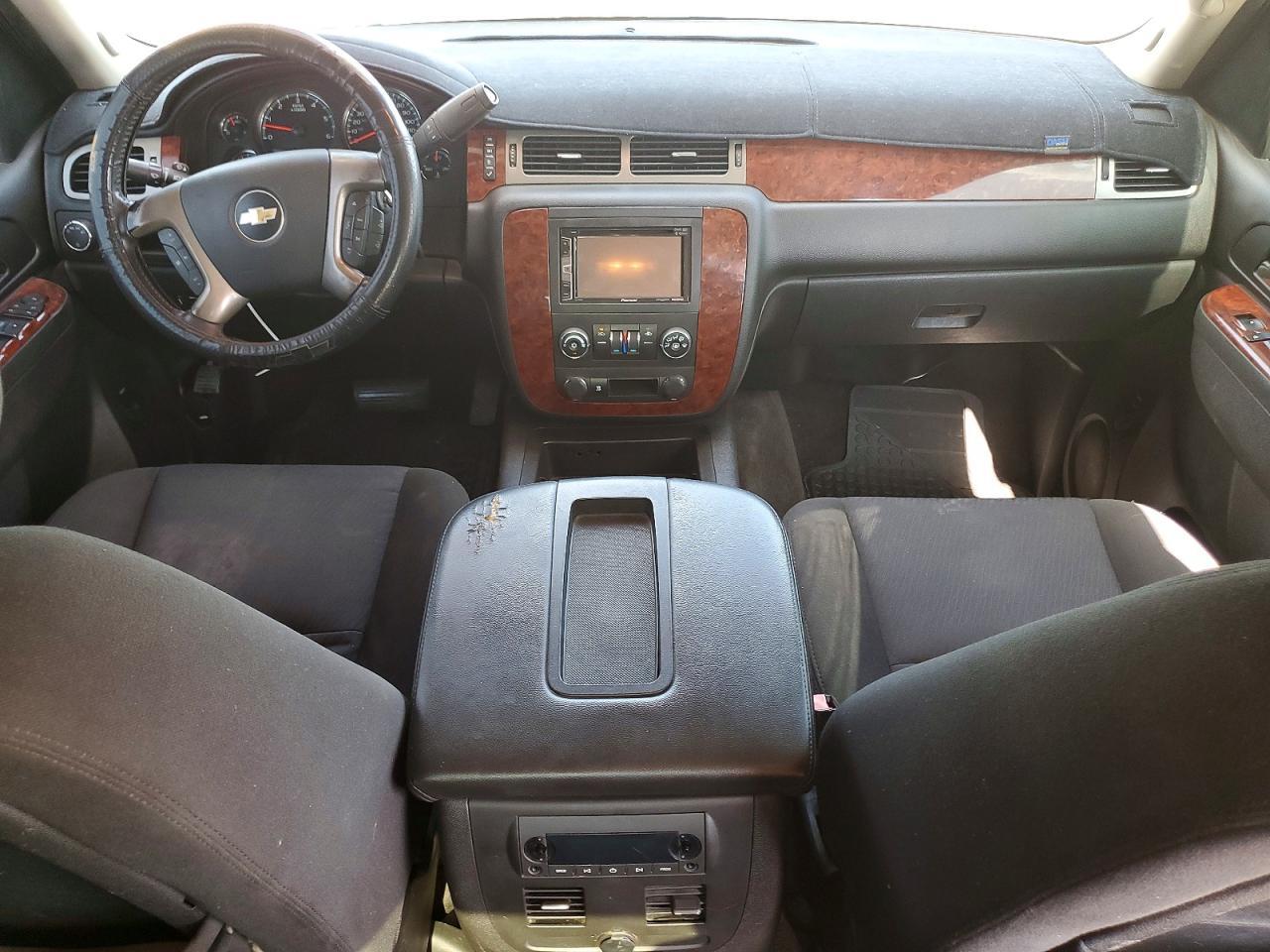 2011 Chevrolet Avalanche LS