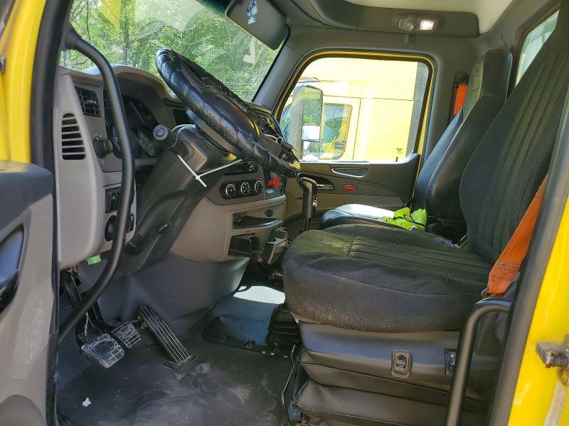 2017 Peterbilt 579 Semi Truck