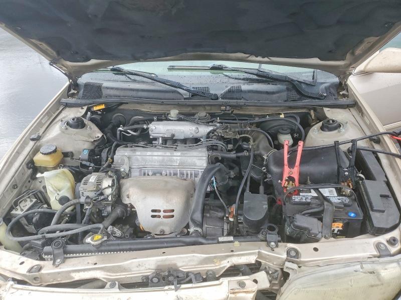 1999 Toyota Camry le