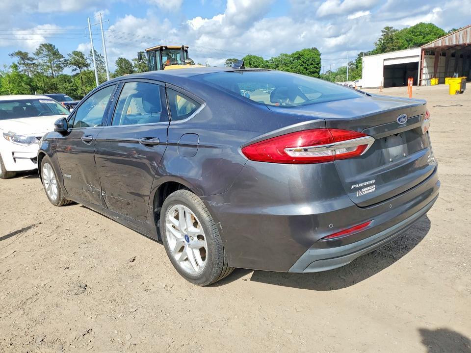 2019 Ford Fusion se