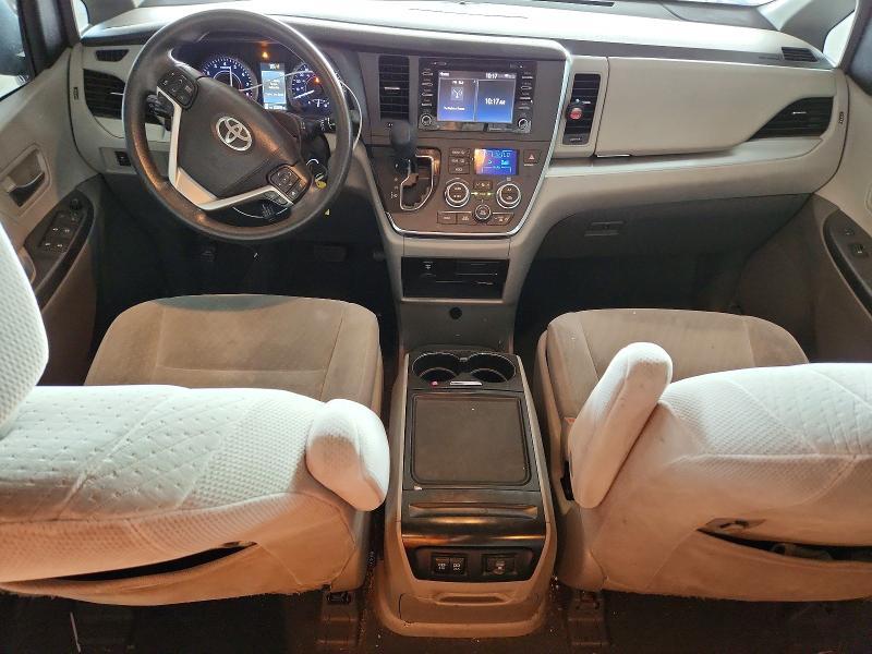 2019 Toyota Sienna le
