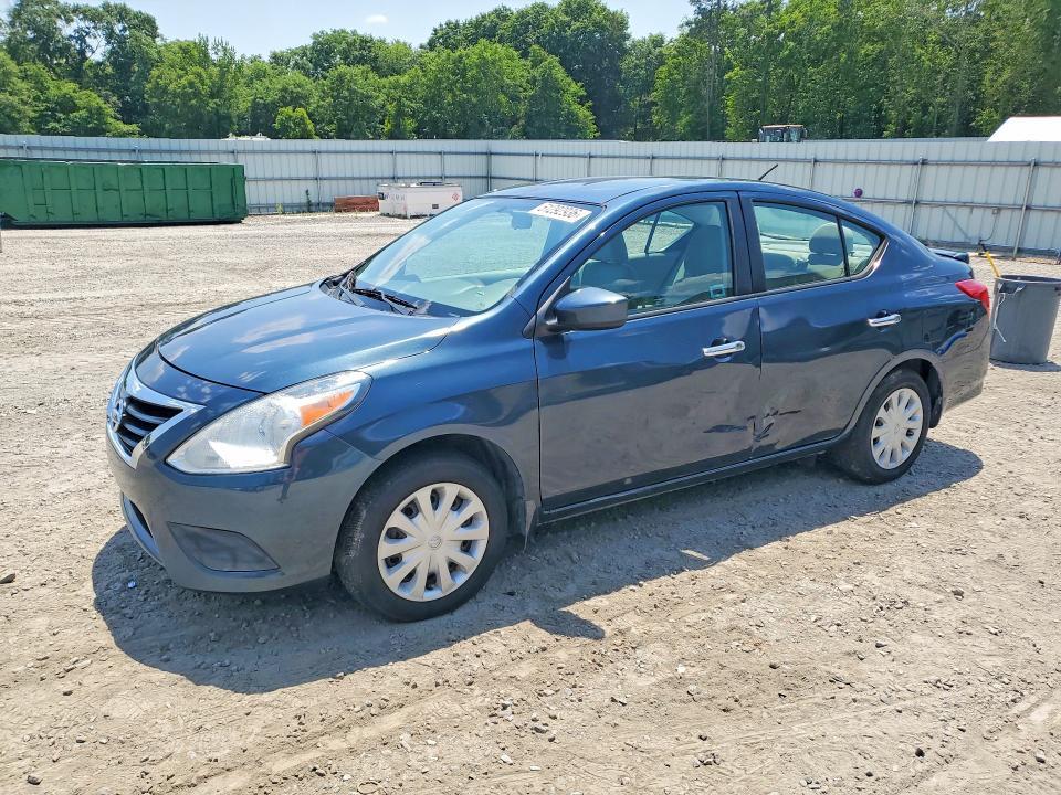 2015 Nissan Versa 1.6 sv