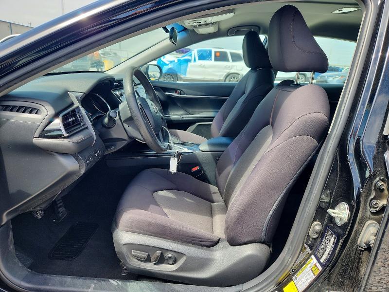 2020 Toyota Camry le