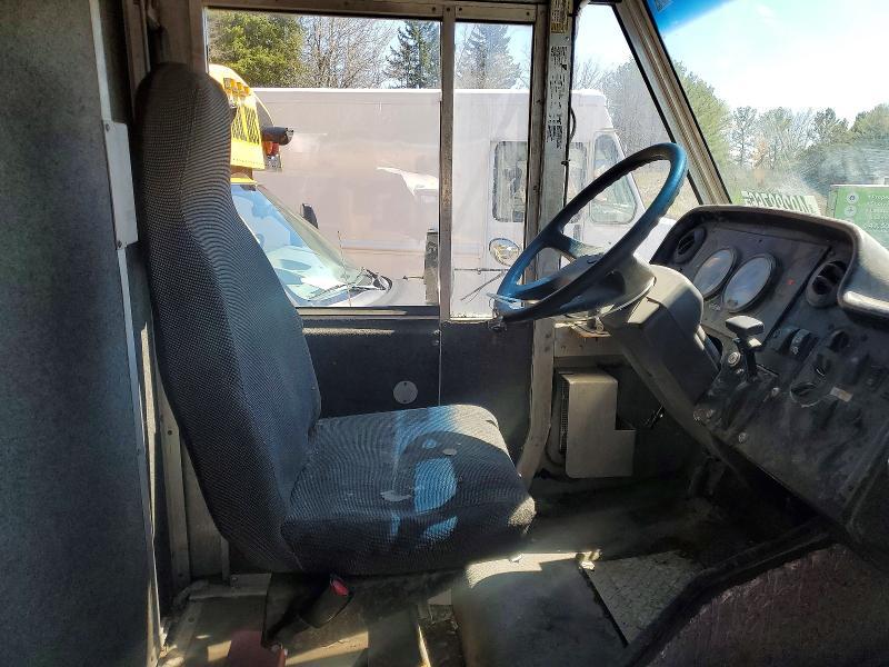 2008 Freightliner Chassis M Line WALK-IN Van