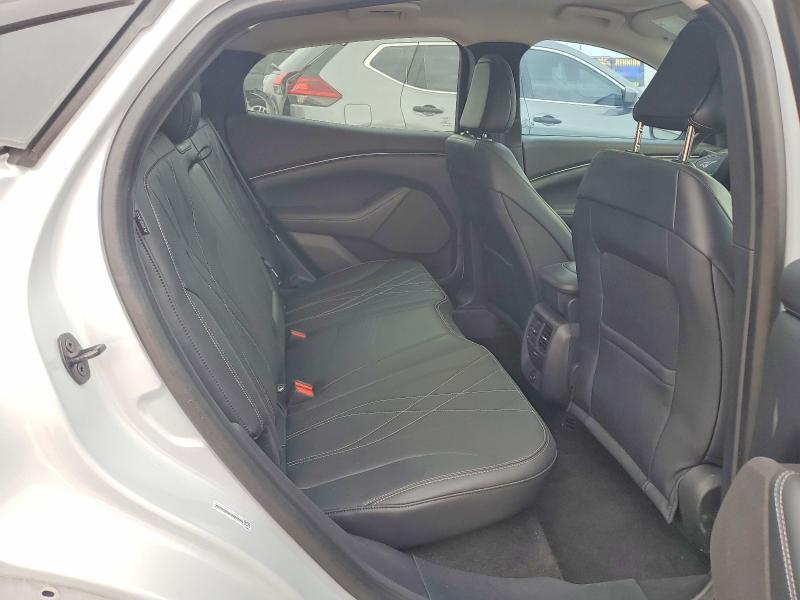 2022 Ford Mustang Mach-e California Route 1