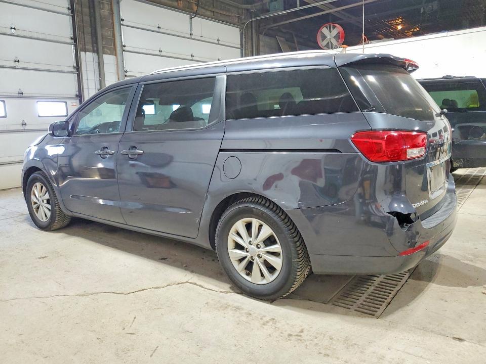 2017 KIA Sedona lx