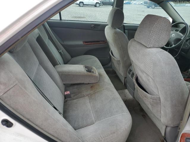 2004 Toyota Camry xle