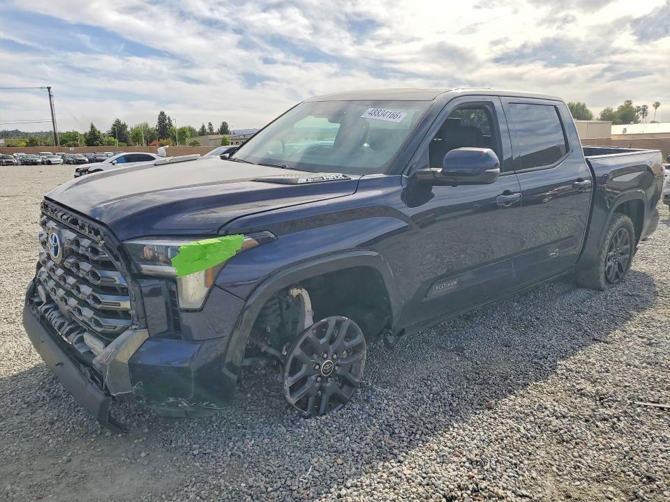 2023 Toyota Tundra Platinum HV