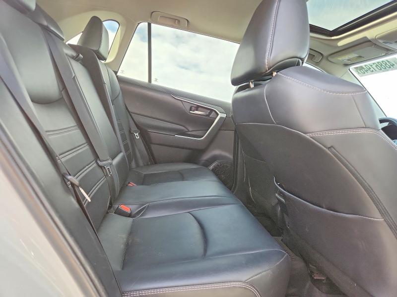 2020 Toyota Rav4 xle Premium