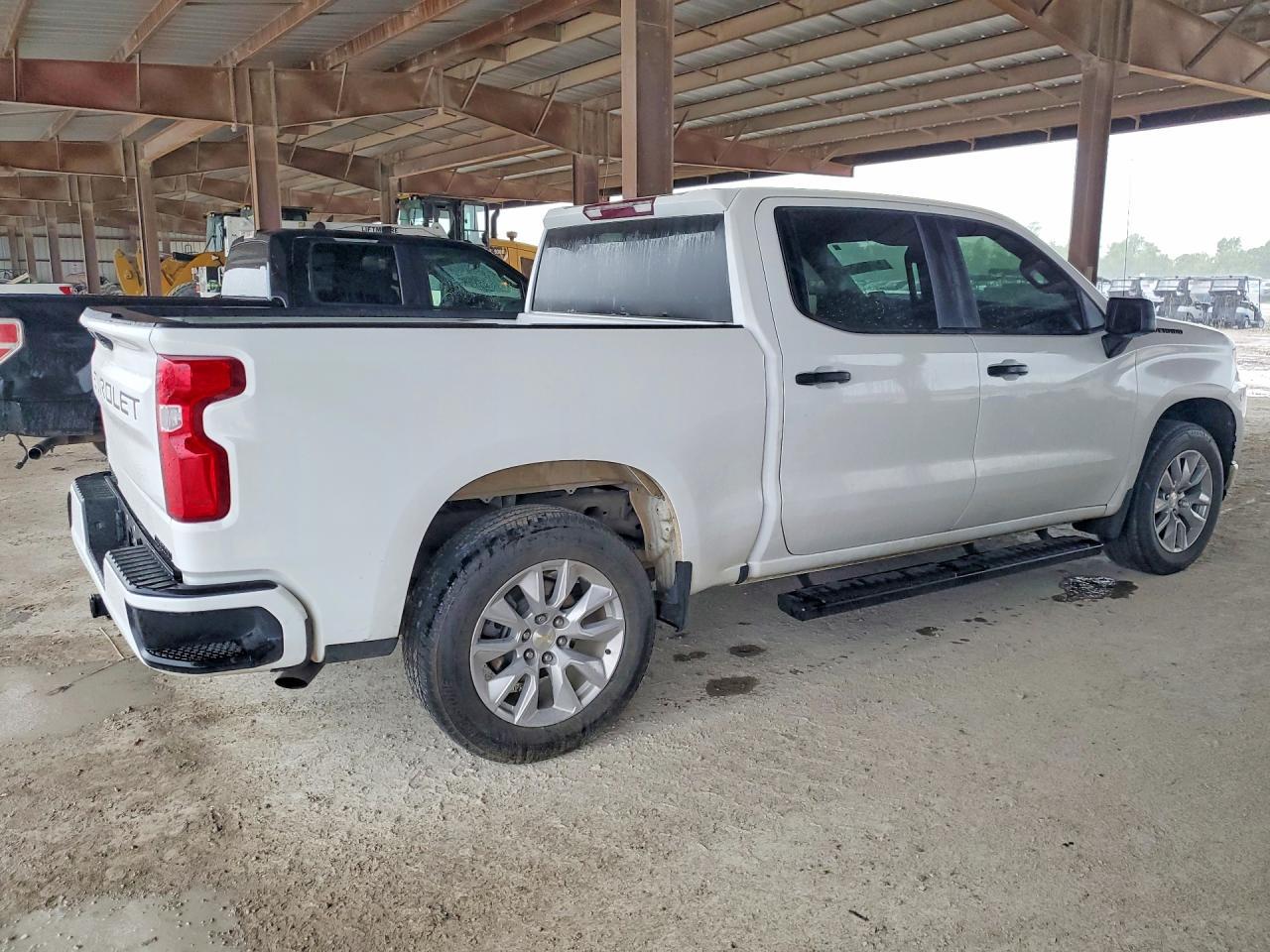 2021 Chevrolet Silverado C1500 Custom