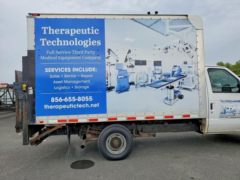 2011 Ford E350 BOX Truck