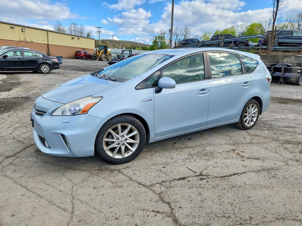 2012 Toyota Prius v Five