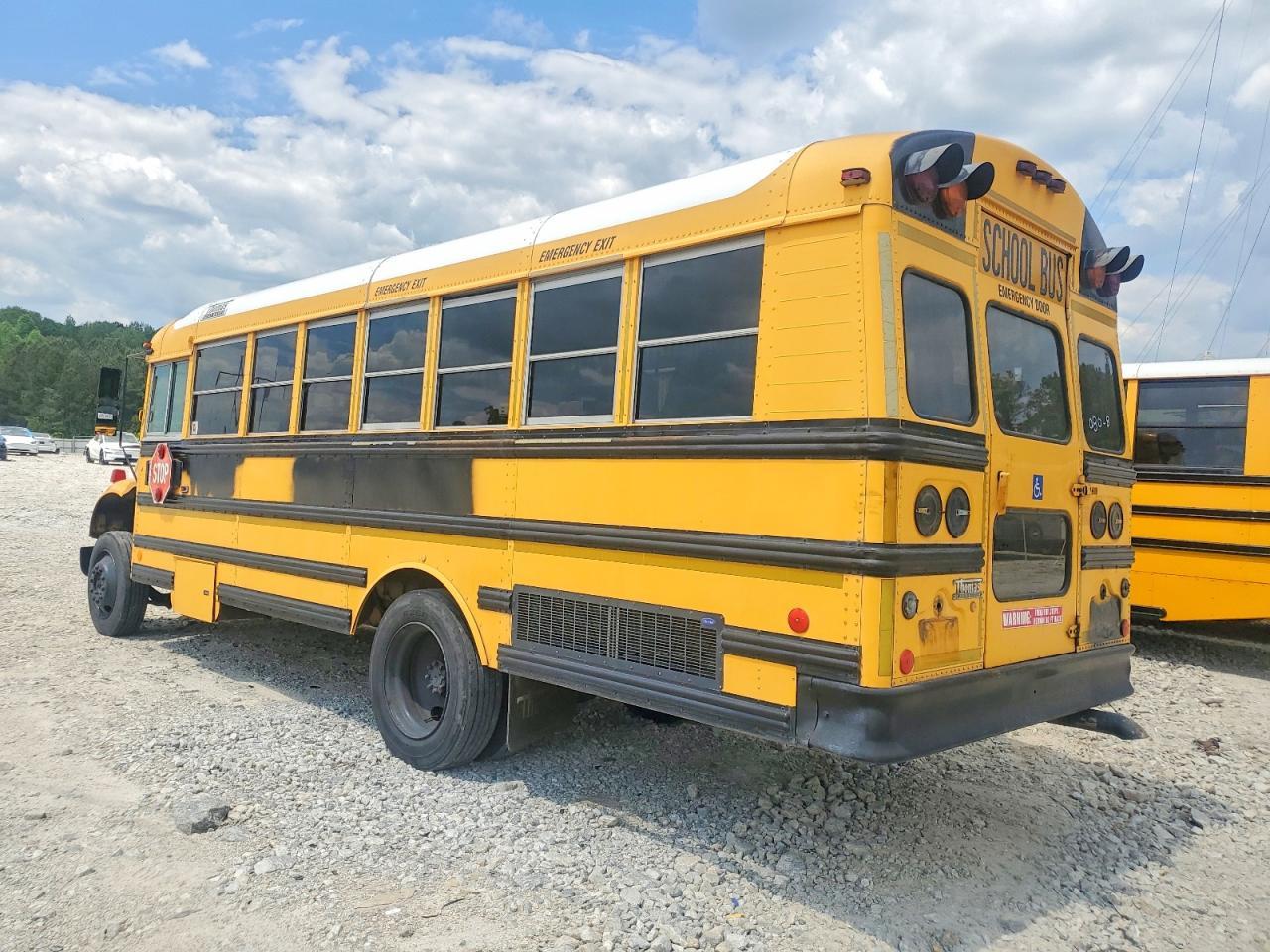 1999 International 3000 3800