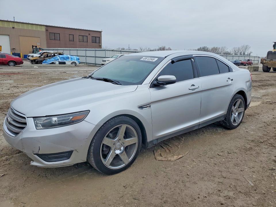 2016 Ford Taurus sel