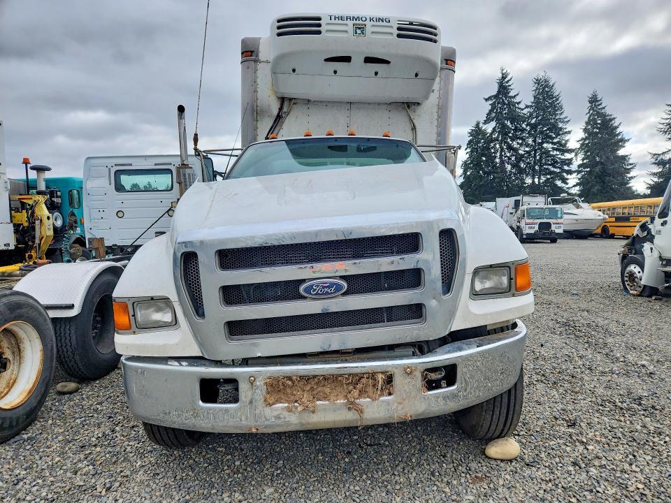2006 Ford F650 Super Duty Refrigerated BOX Truck