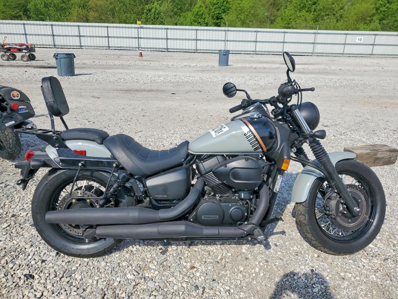 2025 Honda VT750 C2B