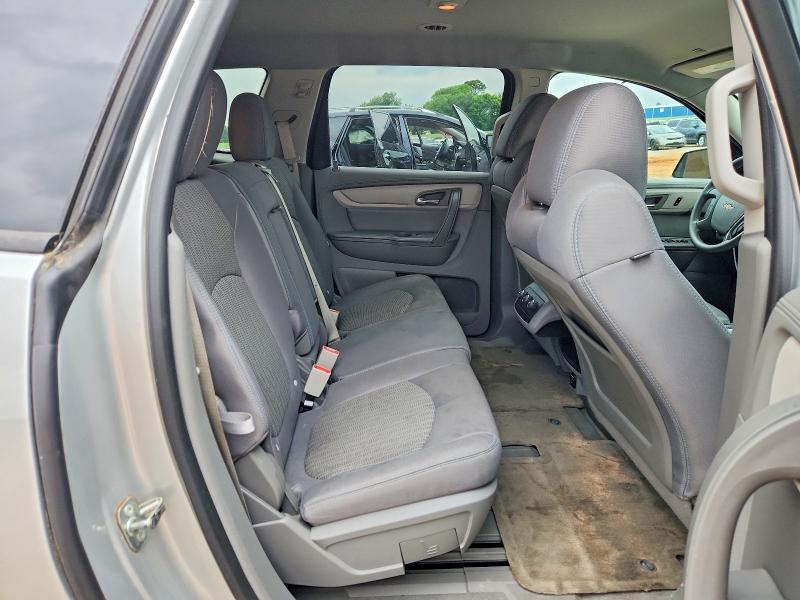 2016 Chevrolet Traverse ls