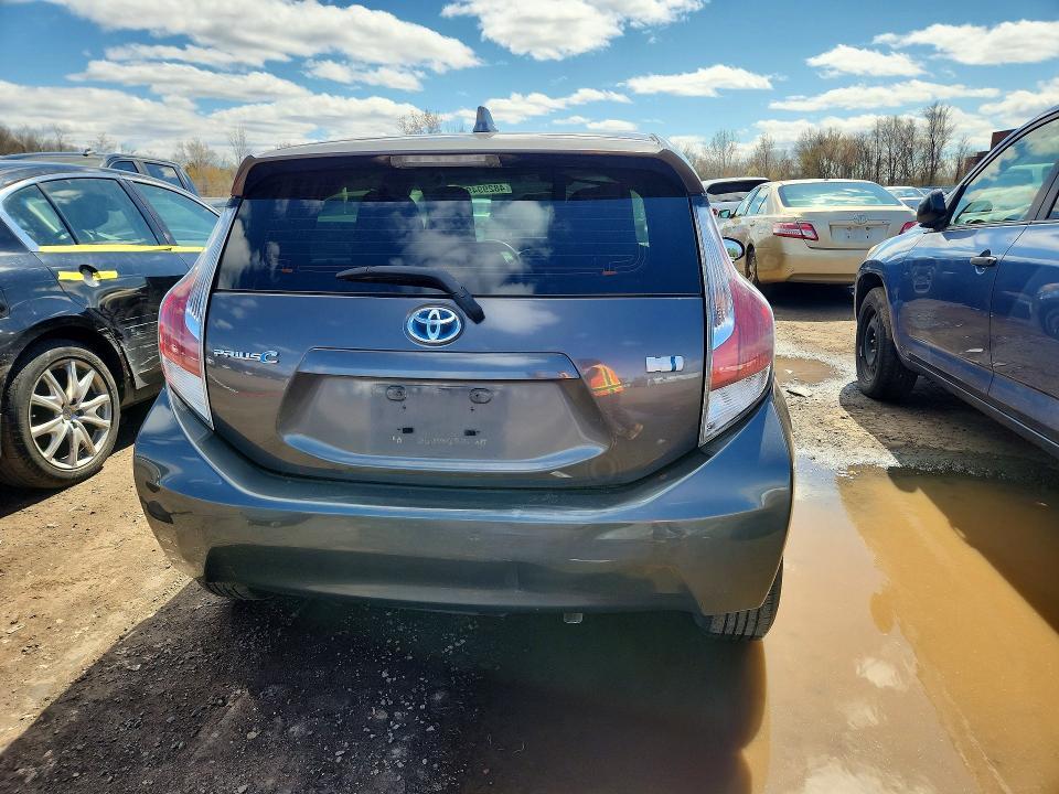 2015 Toyota Prius c one