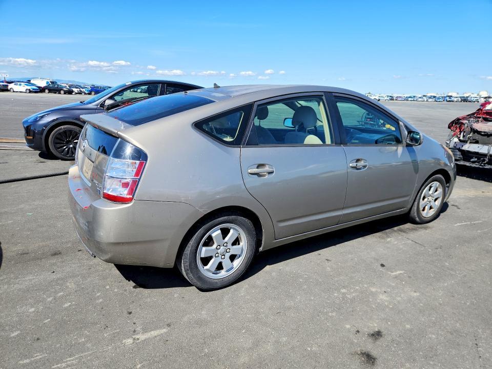 2005 Toyota Prius Base