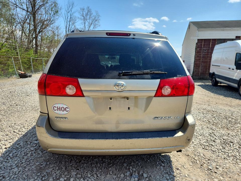 2008 Toyota Sienna le 7-passenger