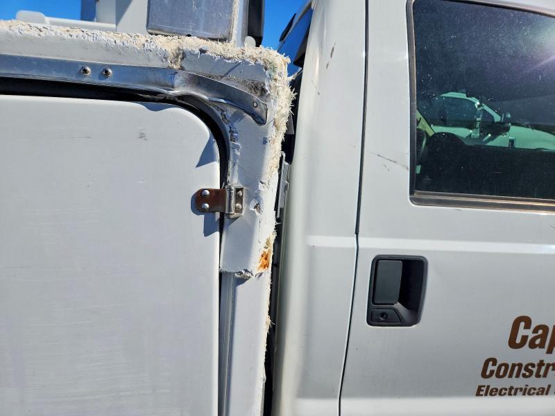 2008 Ford F350 Super Duty Bucket Truck