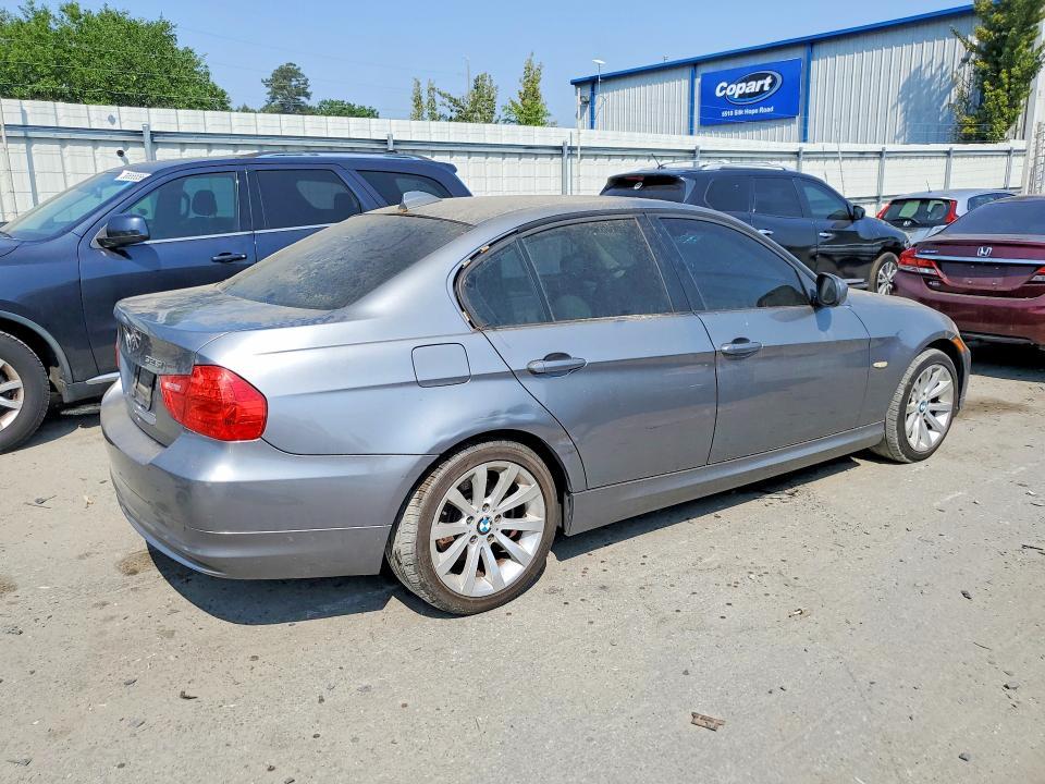 2011 BMW 328 i