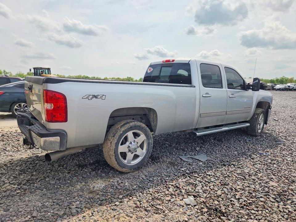2014 Chevrolet Silverado K3500 lt
