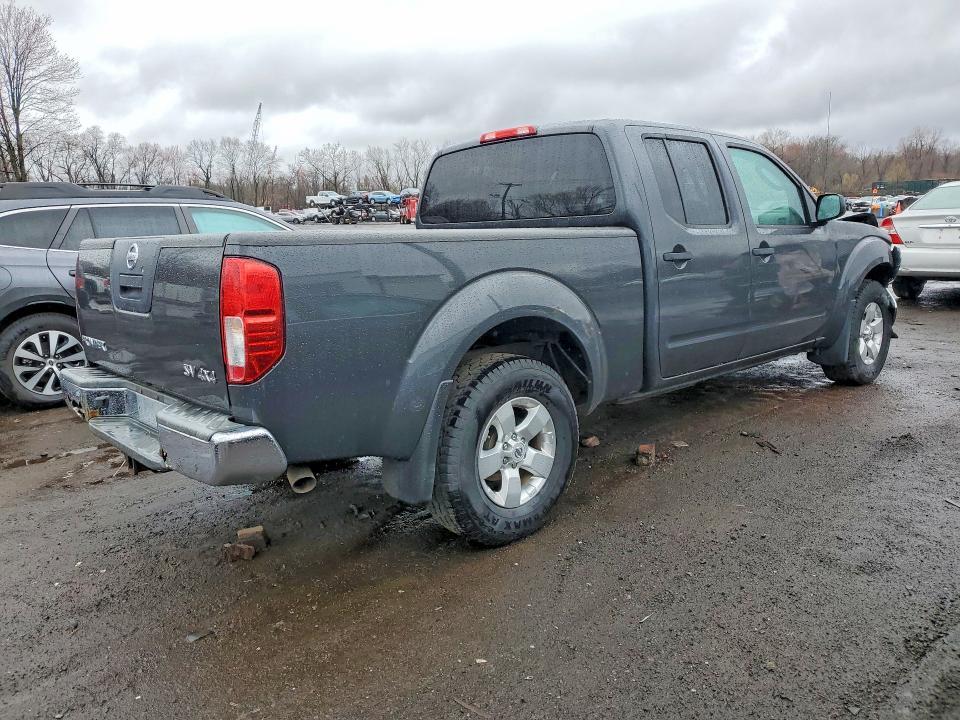 2011 Niss Frontier SV V6