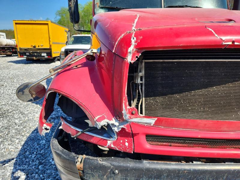 2007 Freigliner 2007 Freightliner Columbia 120 Semi Truck