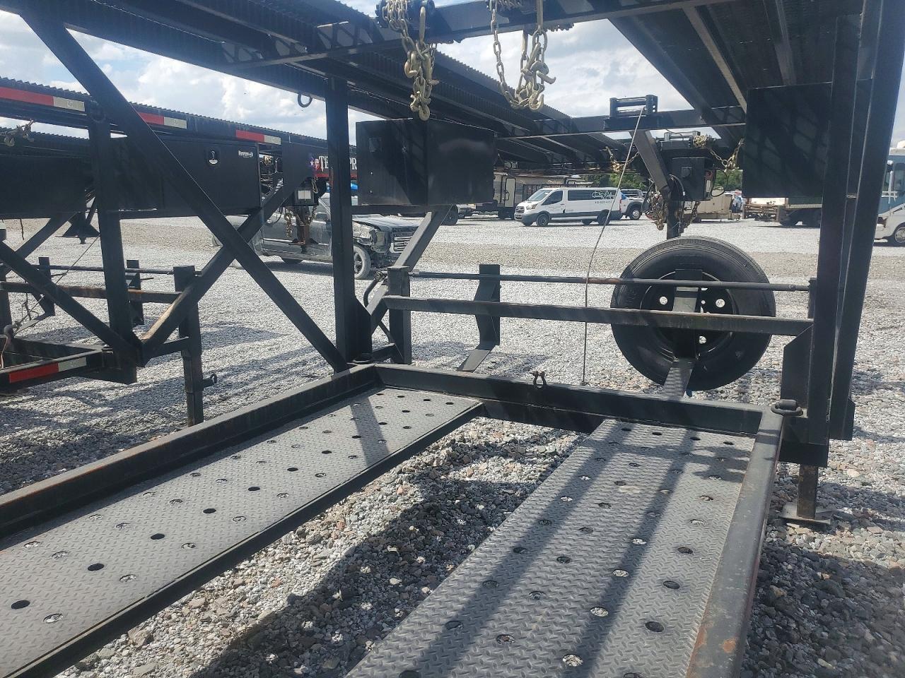 2022 Texas Pride CA84727KGN Car Carrier