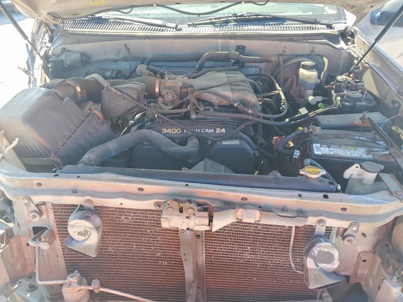 2001 Toyota Tundra Base