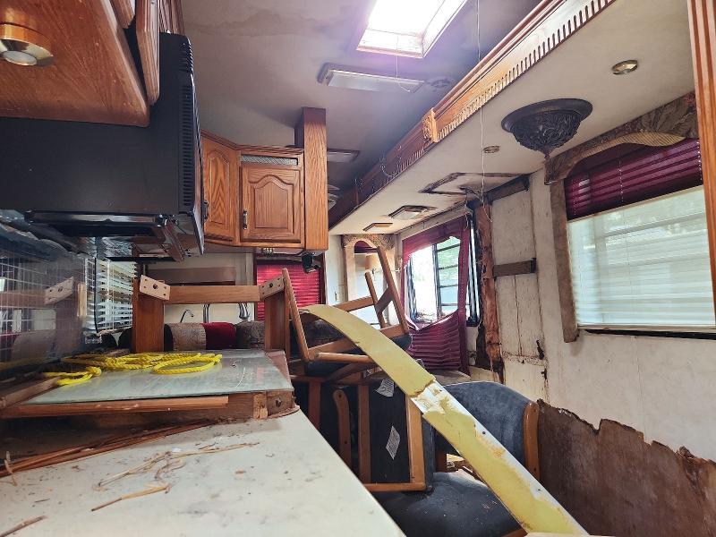 2000 Royl 2000 Royal International Camper