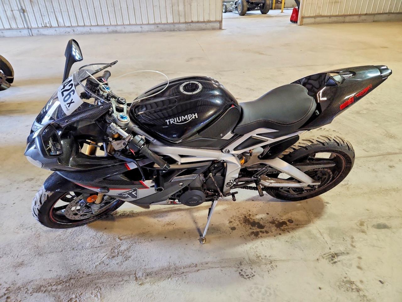 2020 Triumph Daytona MOTO2 765