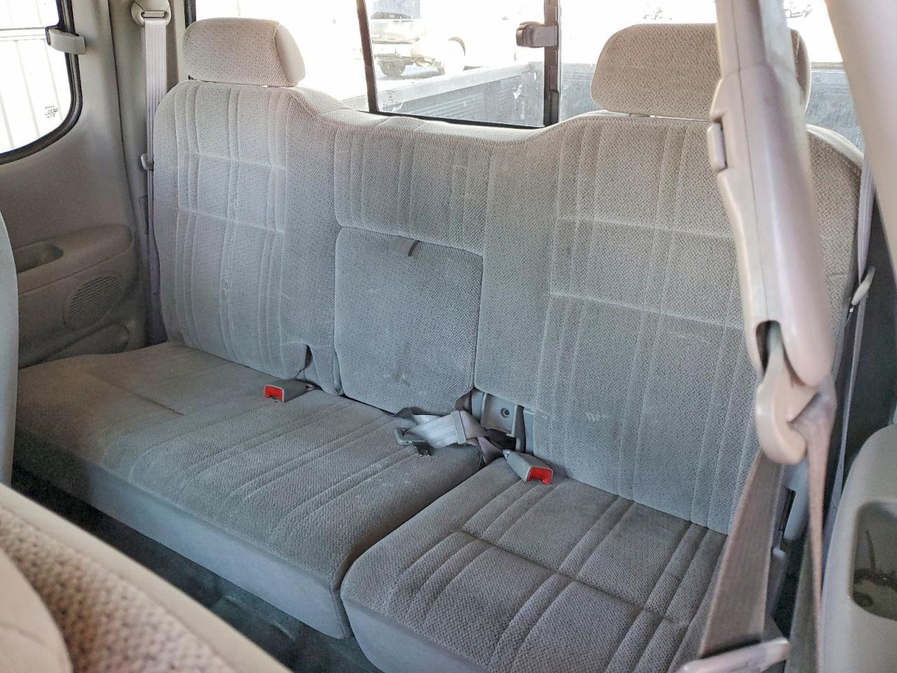 2002 Toyota Tundra SR5 V8