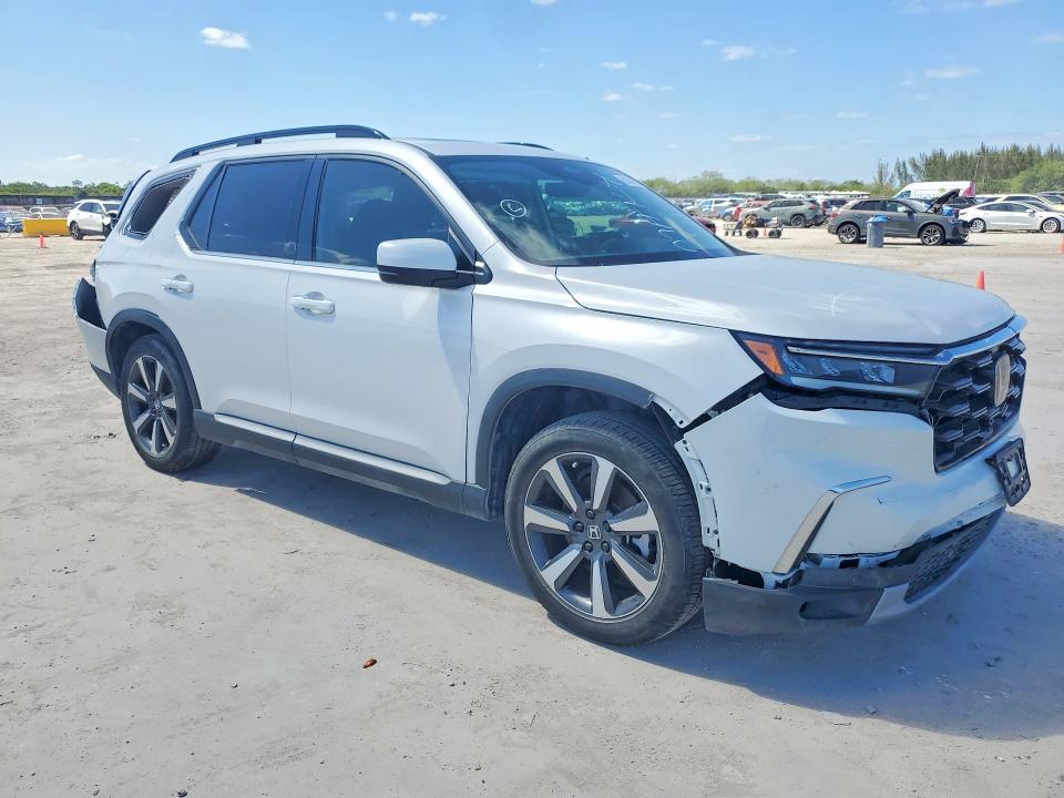 2024 Honda Pilot Touring