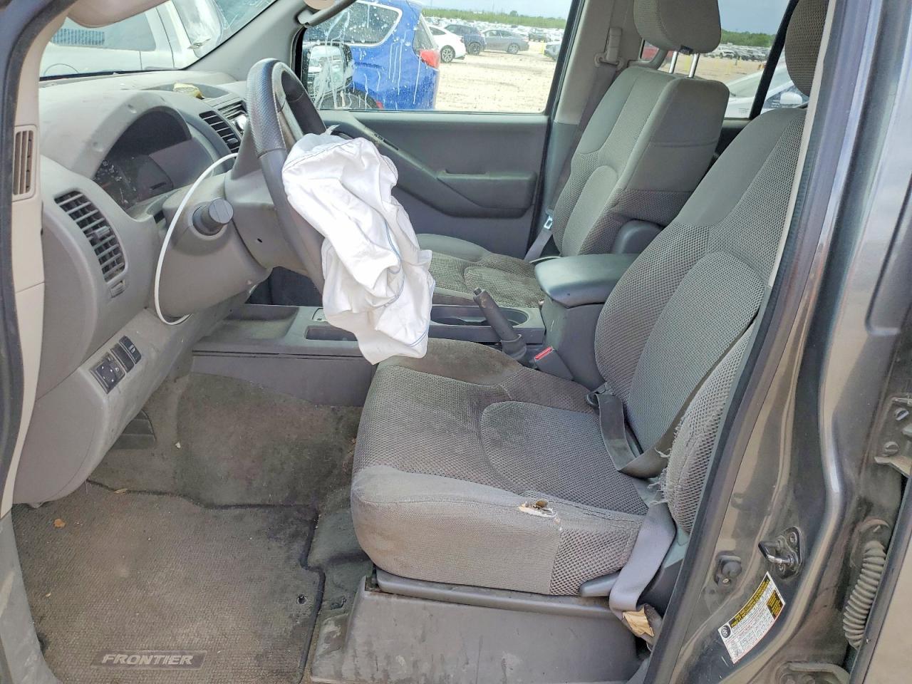 2006 Nissan Frontier SE