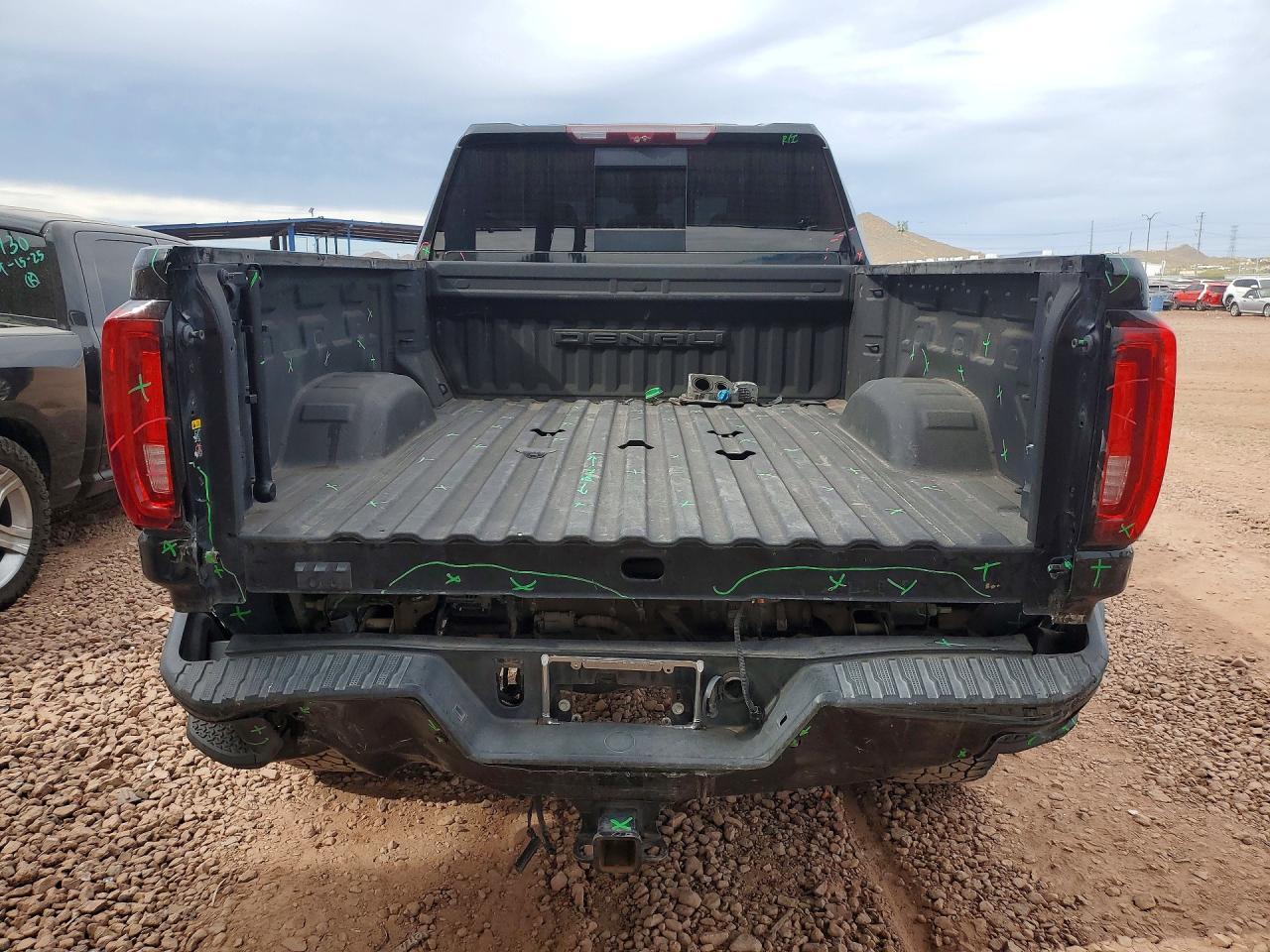 2020 GMC Sierra K2500 Denali