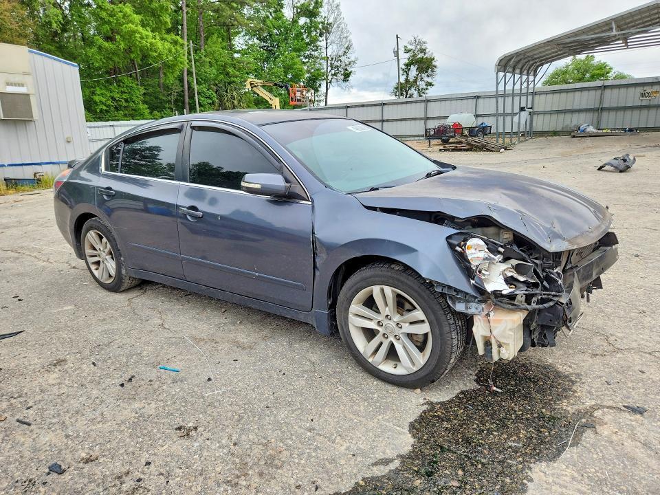 2012 Nissan Altima 3.5 sr