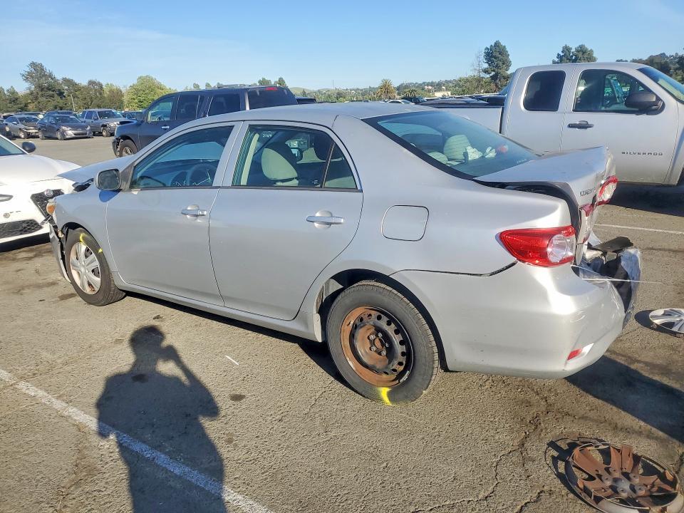 2012 Toyota Corolla l