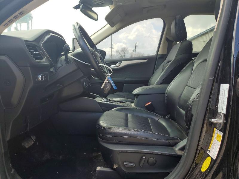 2020 Ford Escape se Sport