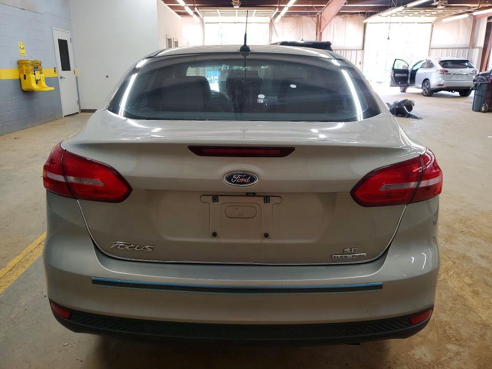 2015 Ford Focus se