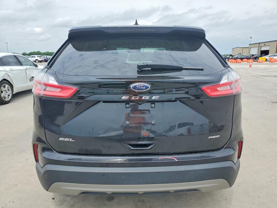 2022 Ford Edge sel