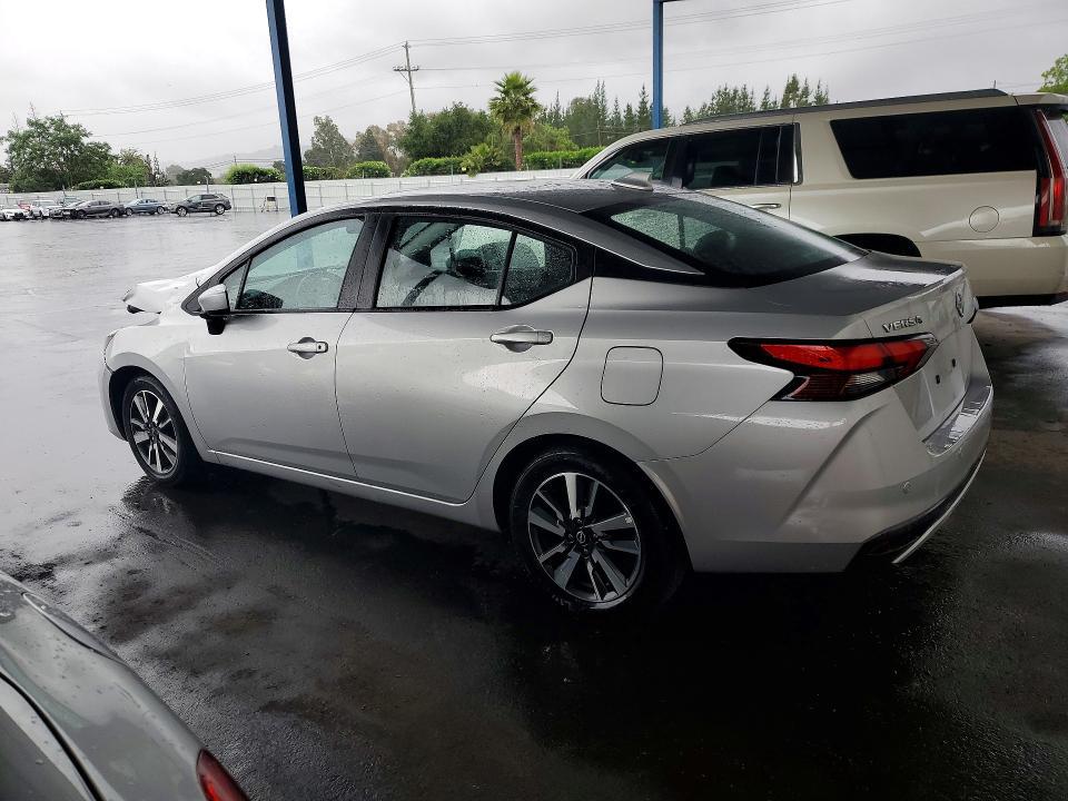 2025 Nissan Versa sv