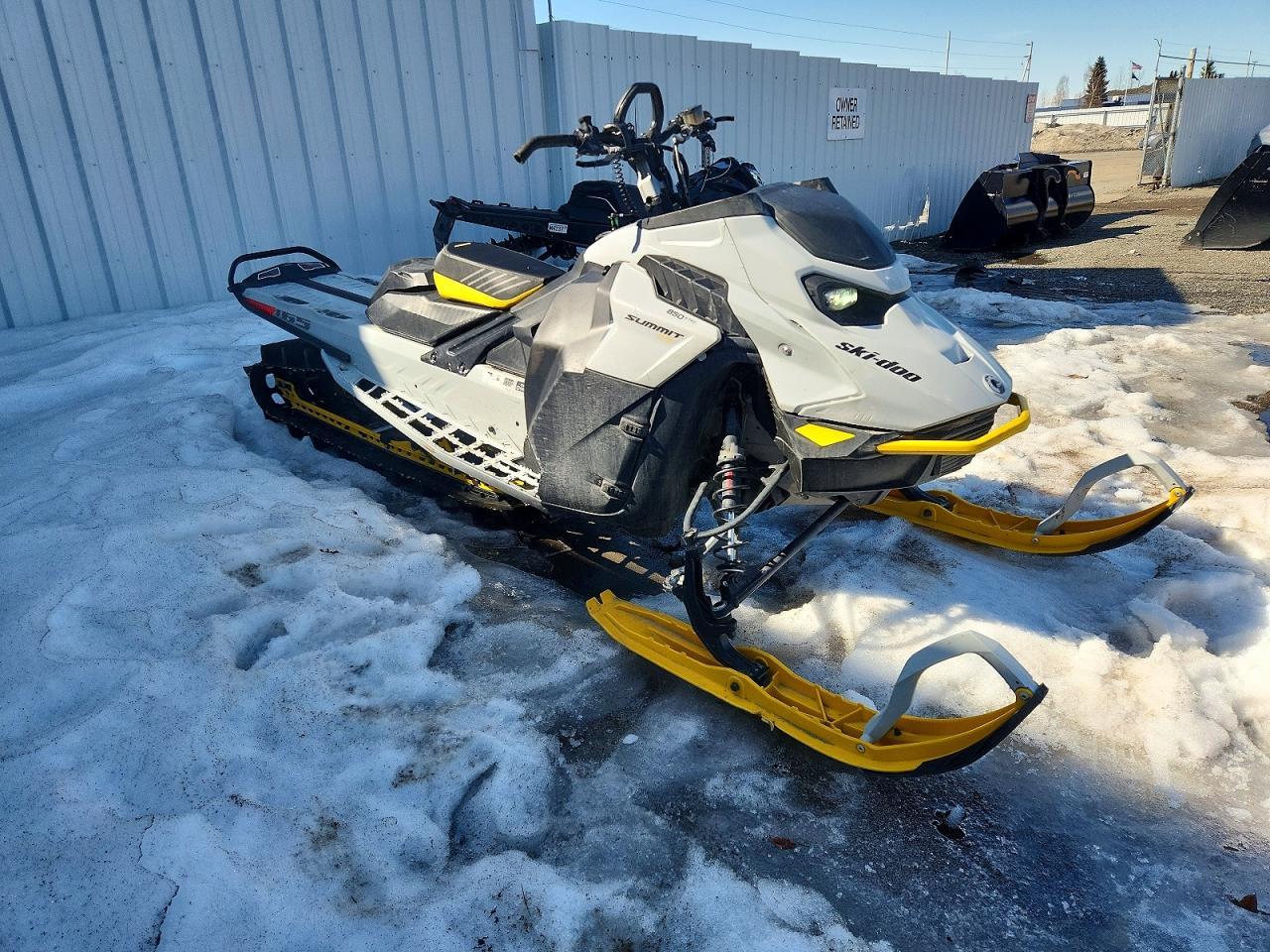 2023 Skidoo Snowmobile