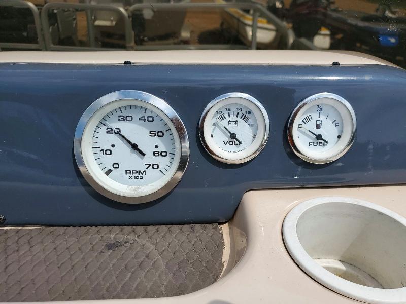 2008 Tracker 200