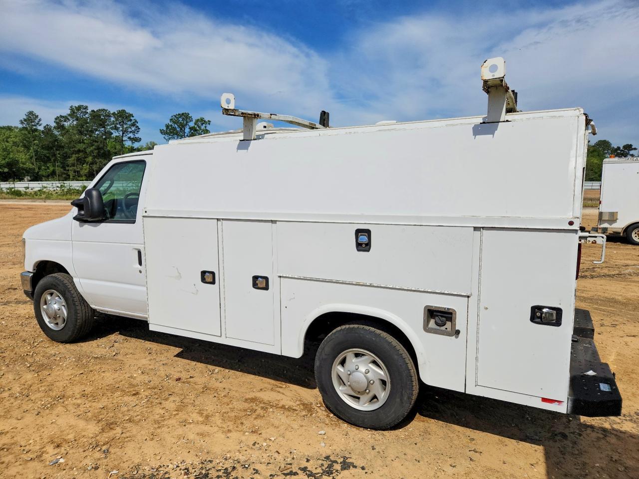 2019 Ford E350 Utility / Service Truck