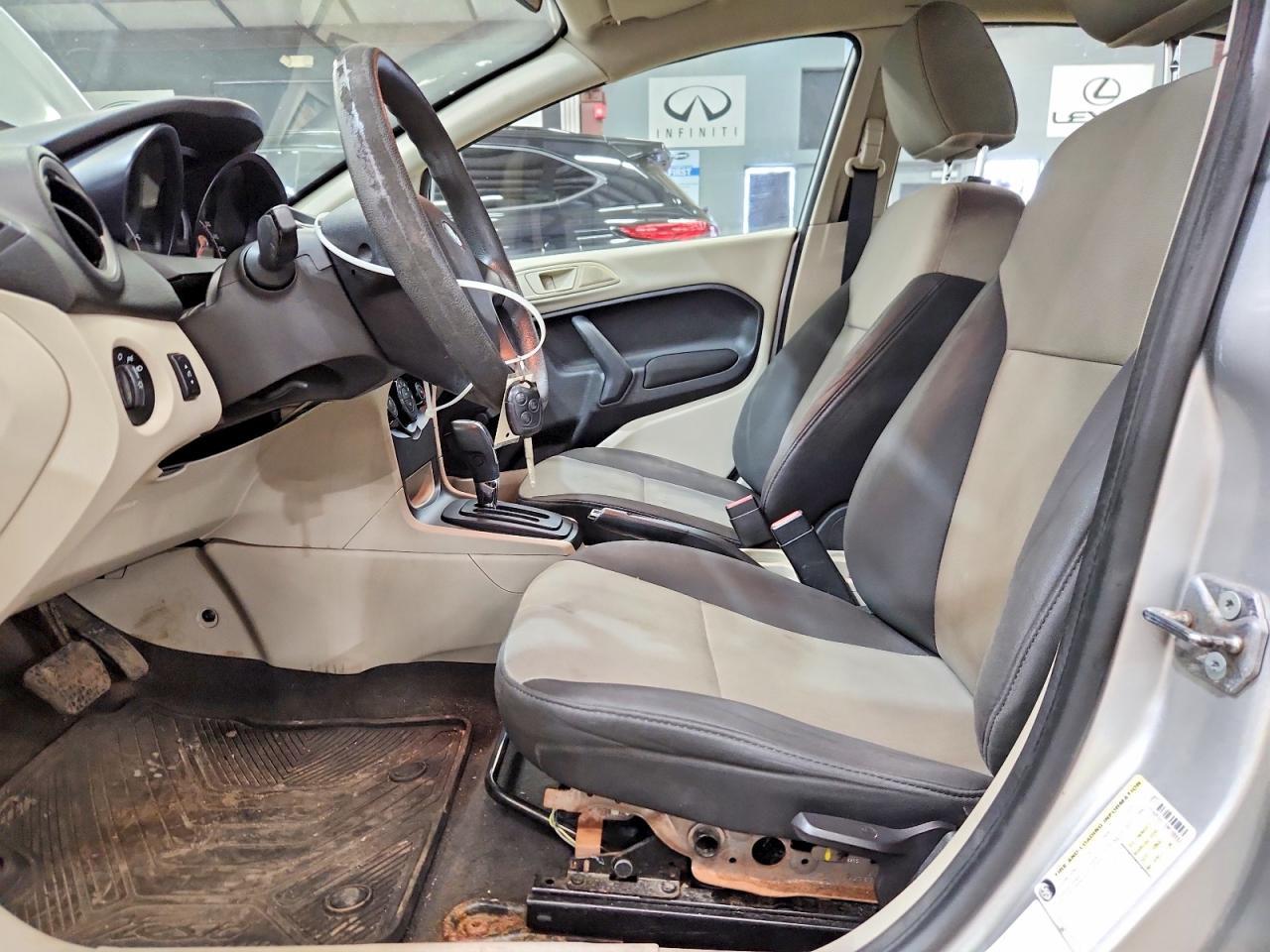 2013 Ford Fiesta s