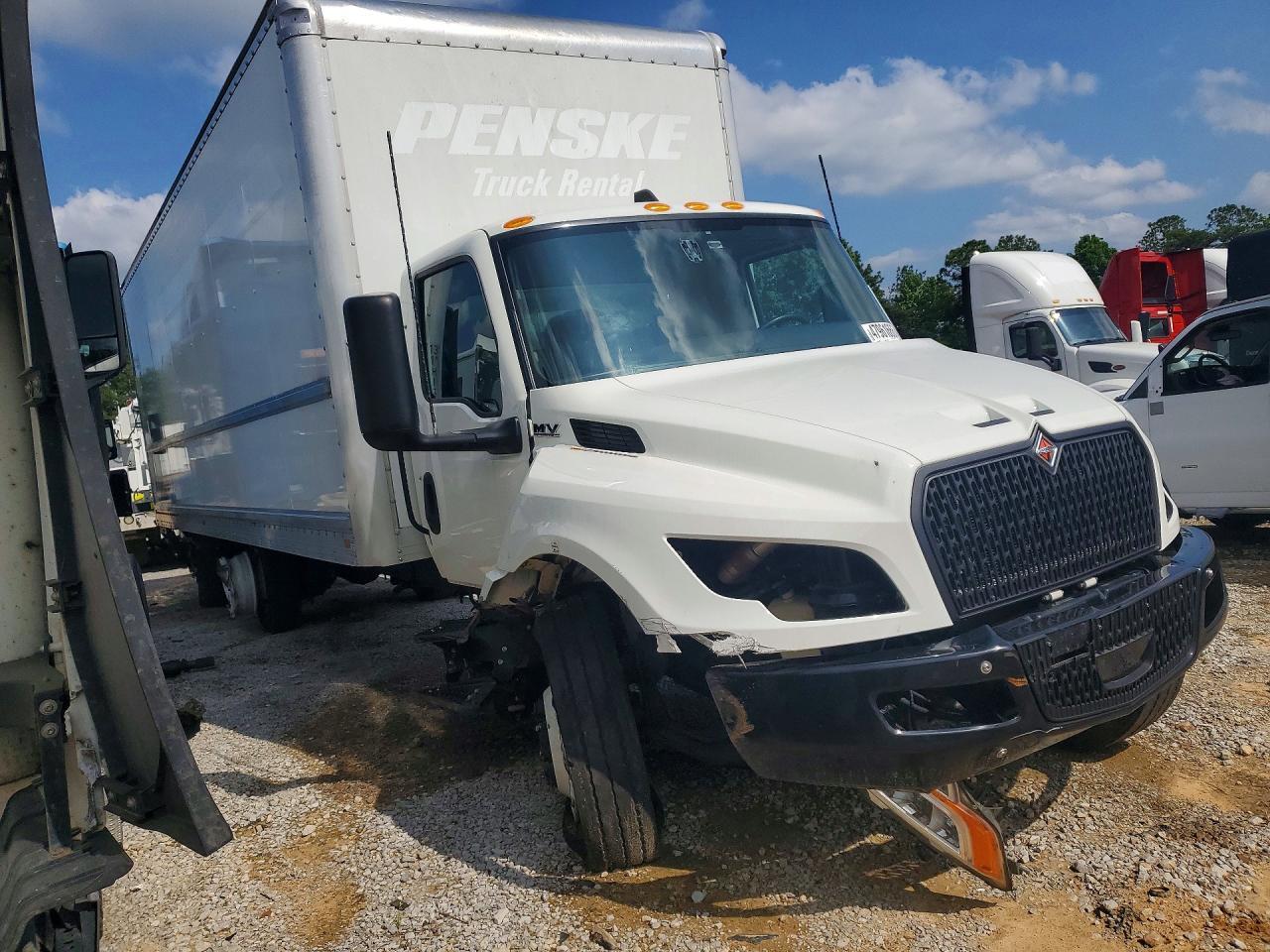 2025 International MV607 BOX Truck