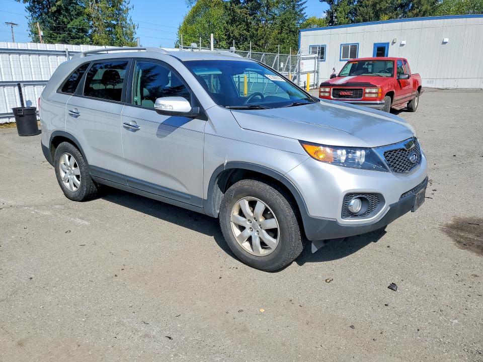 2013 KIA Sorento lx
