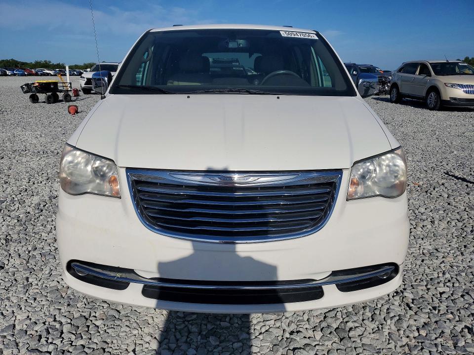 2012 Chrysler Town & Country Touring l